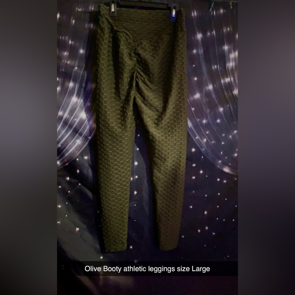 Wonens Olive Textured booty athletic Pants